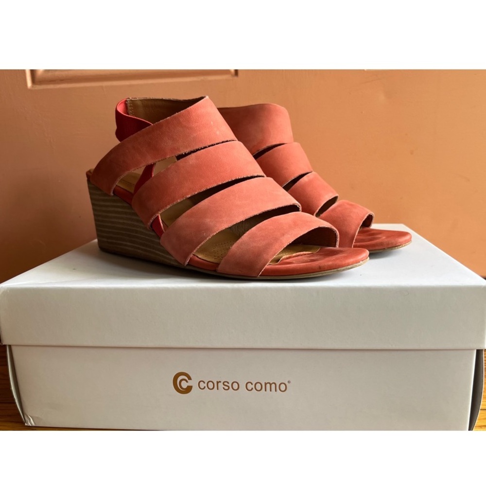 Corso Como • Wedge Heel Sandal • Size 7.5